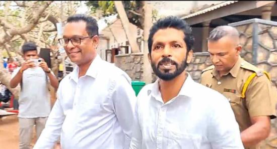 පොහොට්ටුවේ හලාවත මන්ත්‍රීට ලැබුණු දඬුවම...